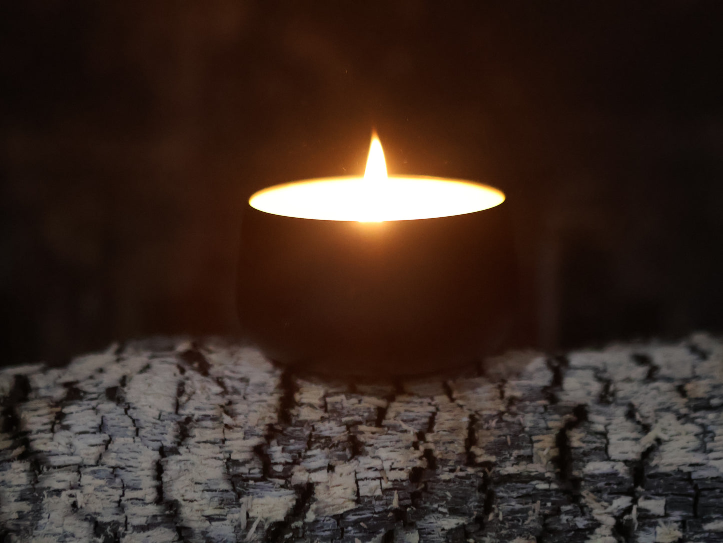Sweet Cedar Candle 4 oz Round